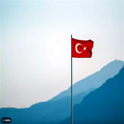 rüyada türk bayrağı görmek ihya
